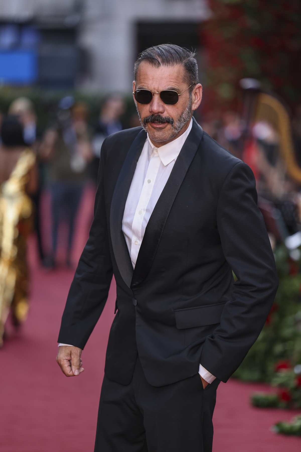 Dizajnér Roland Mouret.