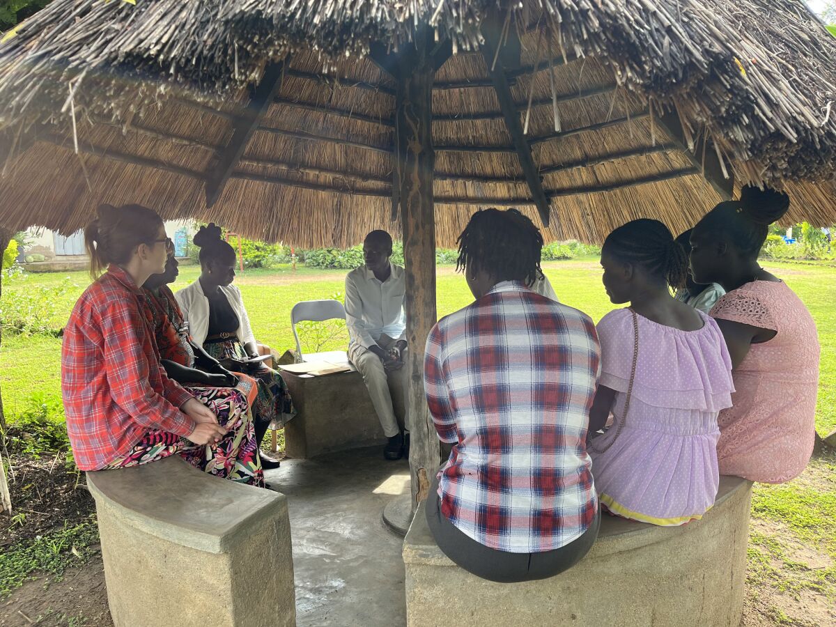 NEPOUZ, Uganda, Afrika, Silvia Kočková