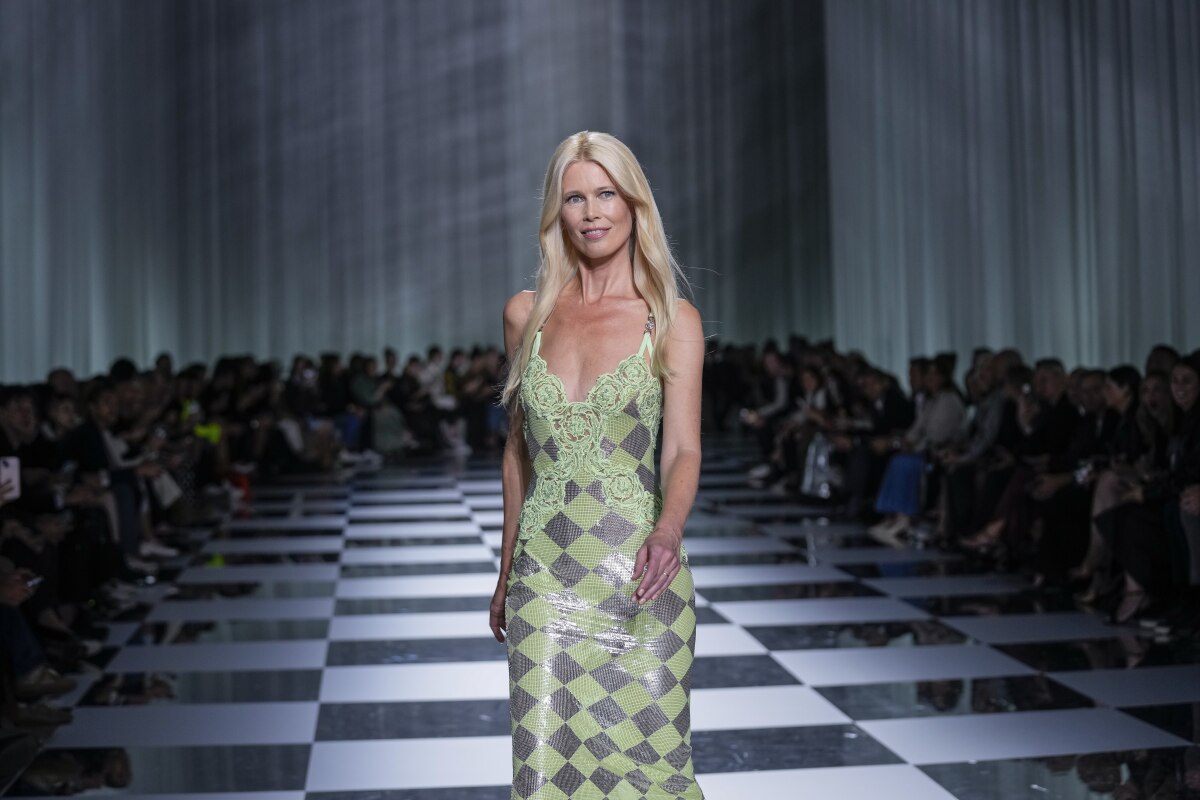 Claudia Schiffer 