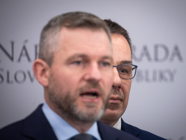Peter Pellegrini, Erik Tomáš