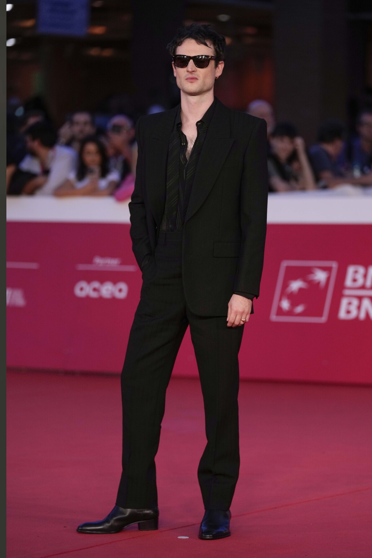 Tom Sturridge