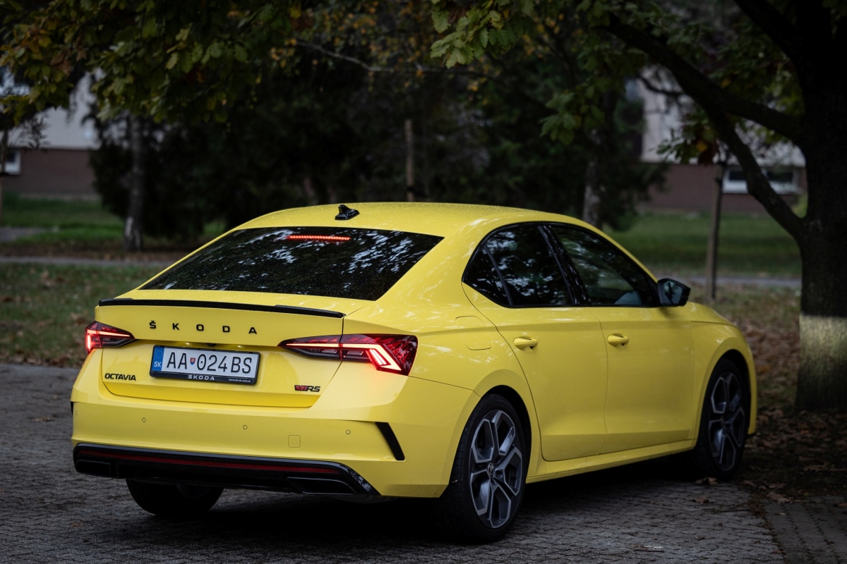 Škoda Octavia 2,0 TSI  RS - test 2025
