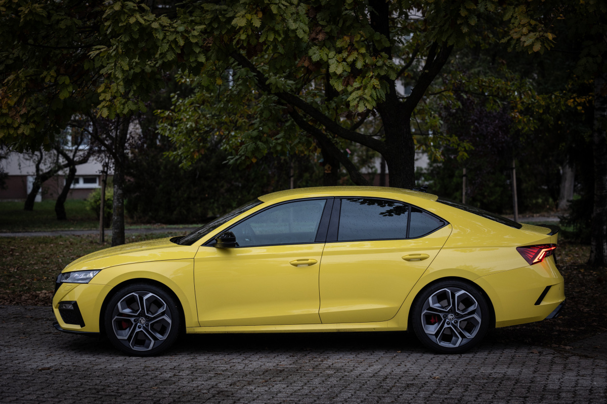 Škoda Octavia 2,0 TSI  RS - test 2025