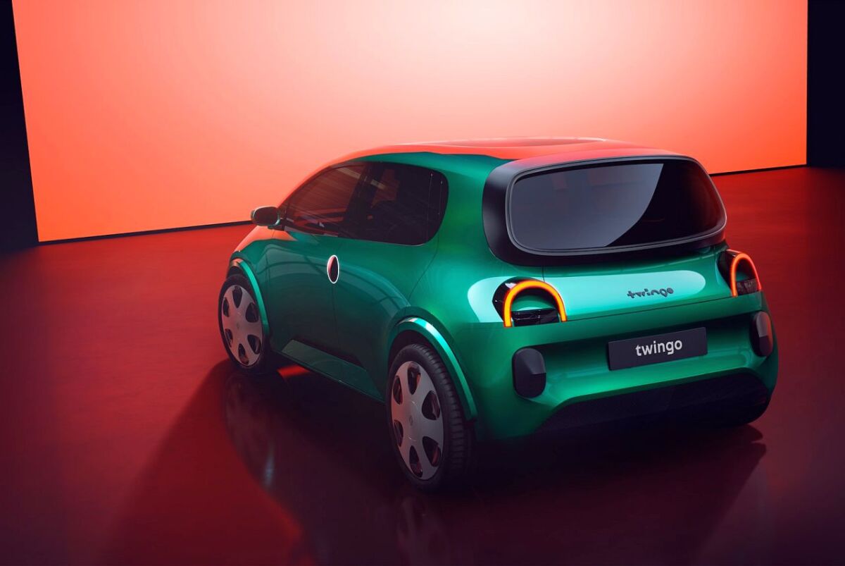 Renault Twingo 2026 - skice 2023