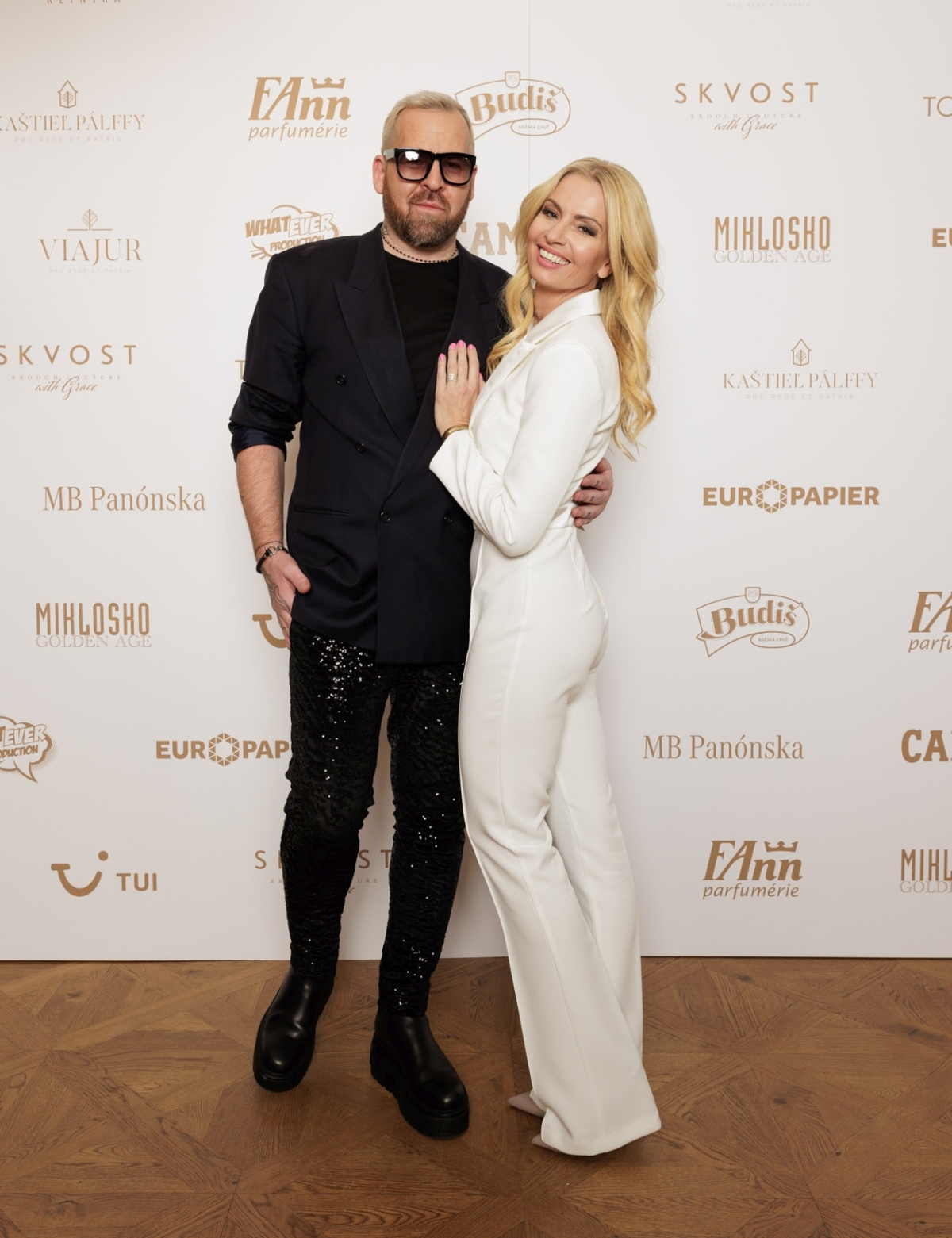 Dizajnér Fero Mikloško a moderátorka Marianna Ďurianová. 