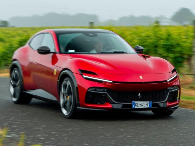 Ferrari Purosangue - 2023