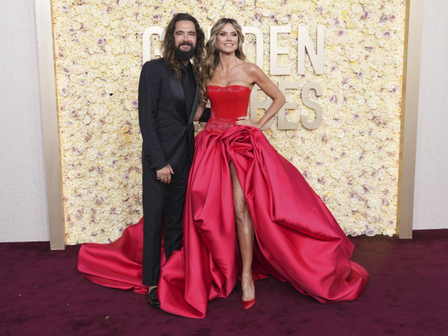 Manželia Tom Kaulitz a Heidi Klum prišli na 81. ročník Zlatých glóbusov spoločne. 