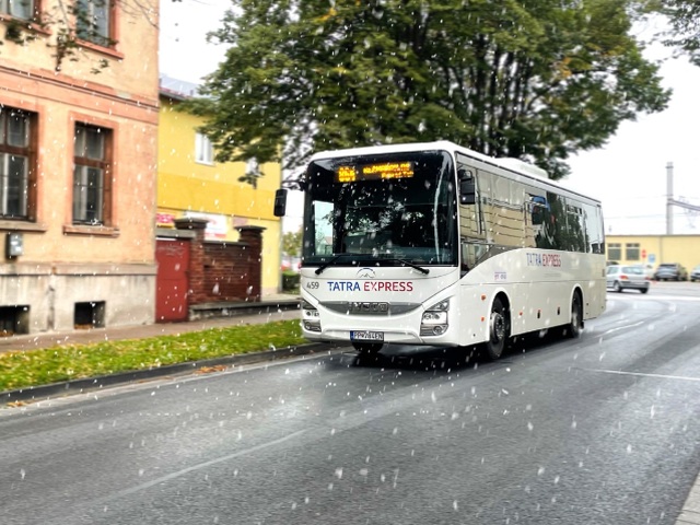 SAD Poprad, autobusy