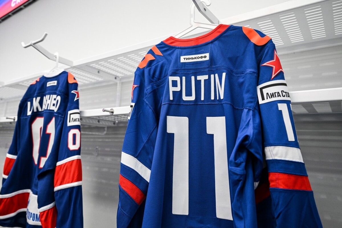 19 putin dres