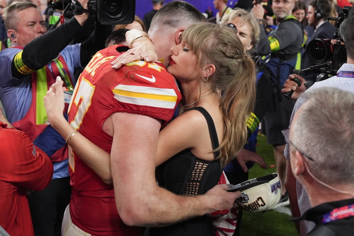 Taylor Swift, Travis Kelce
