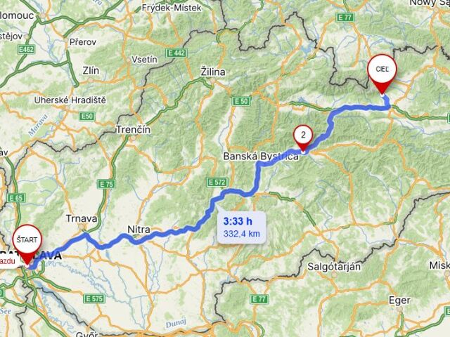 Toto bola naša trasa z Bratislavy do Starého Smokovca cez Čertovicu. Merala 330 km a nezaobišla sa bez dobíjania.