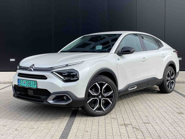 Citroën ë-C4 X sme prevetrali v zime na dlhšej trase z Bratislavy do Tatier. Nechýbalo ani 250 km diaľnice, ktoré elektromobily príliš nemusia.