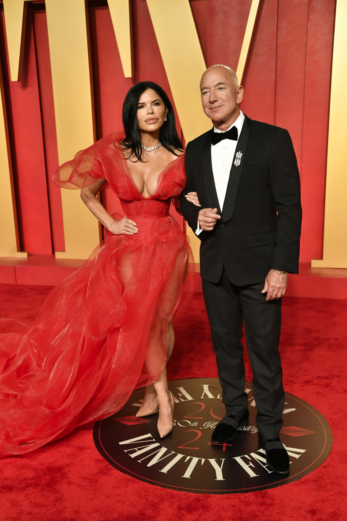 Miliardár Jeff Bezos a jeho snúbenica Lauren Sanchez.