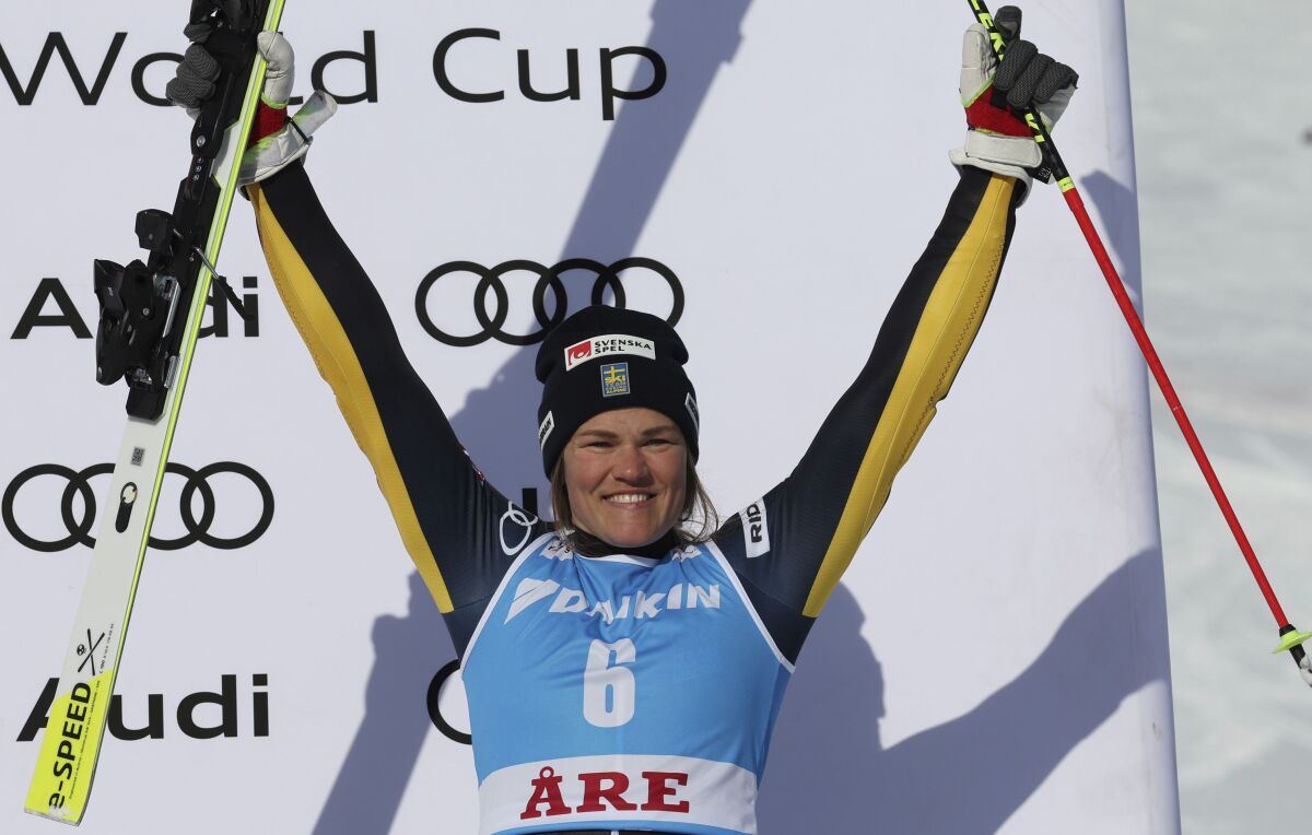 16. Anna Swennová Larssonová