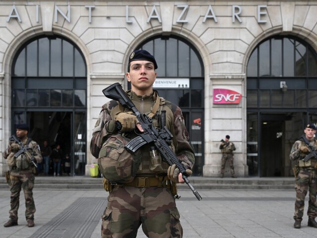 terorizmus, Paríť