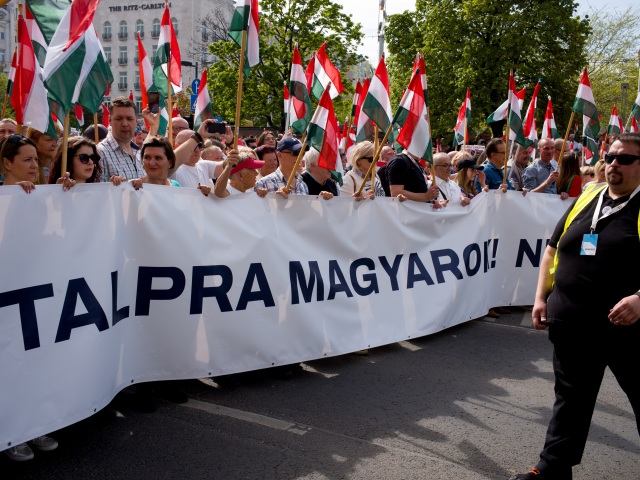 Maďarsko protest protivládny Magyar