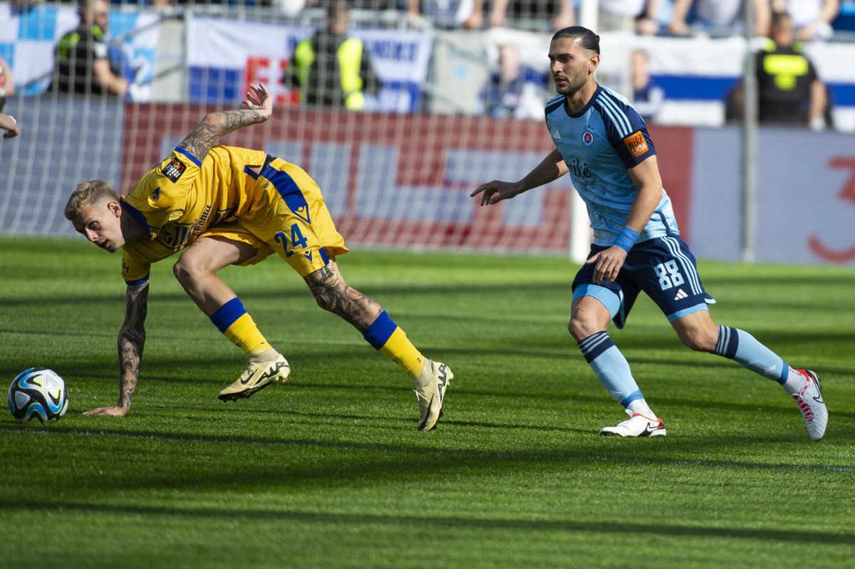 01. Slovan - DAC