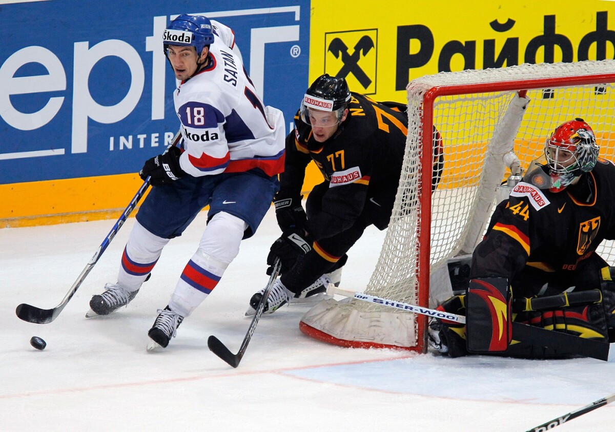 10. Miroslav Šatan