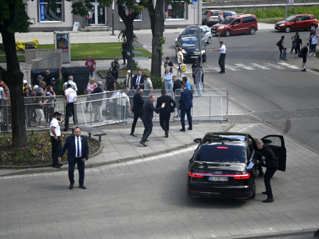 Handlová vláda výjazdové rokovanie streľba Fico