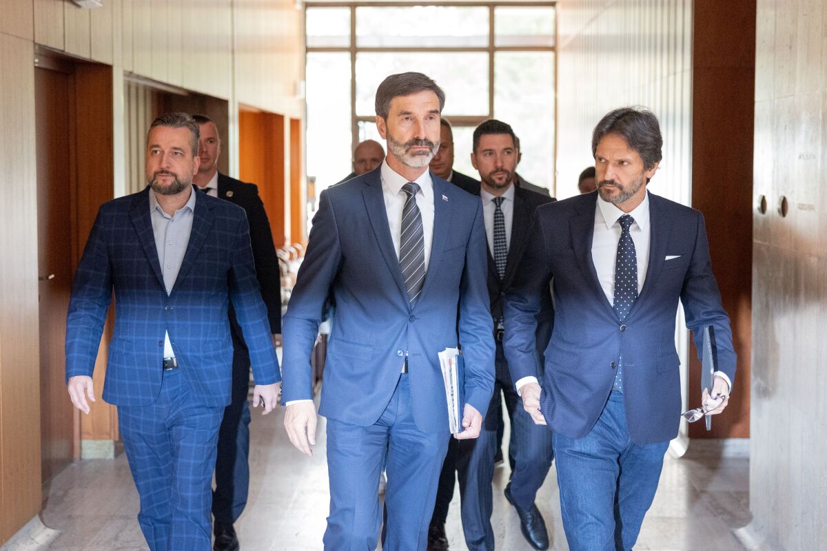 Príchod predstaviteľov Smeru na Bezpečnostnú radu.