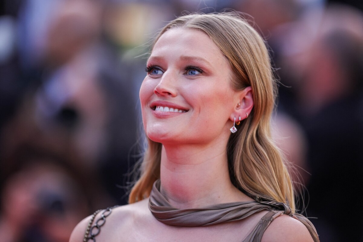 Toni Garrn