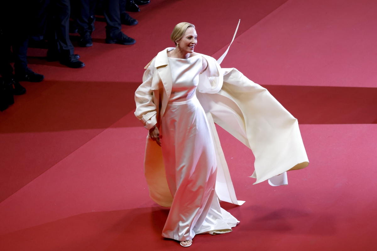 Uma Thurman v kreácii Burberry 
