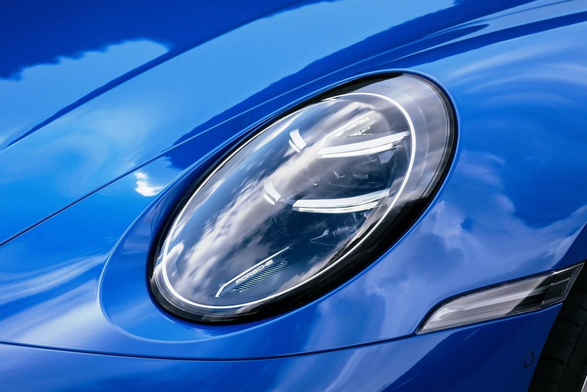 Porsche 911 Carrera - 2024