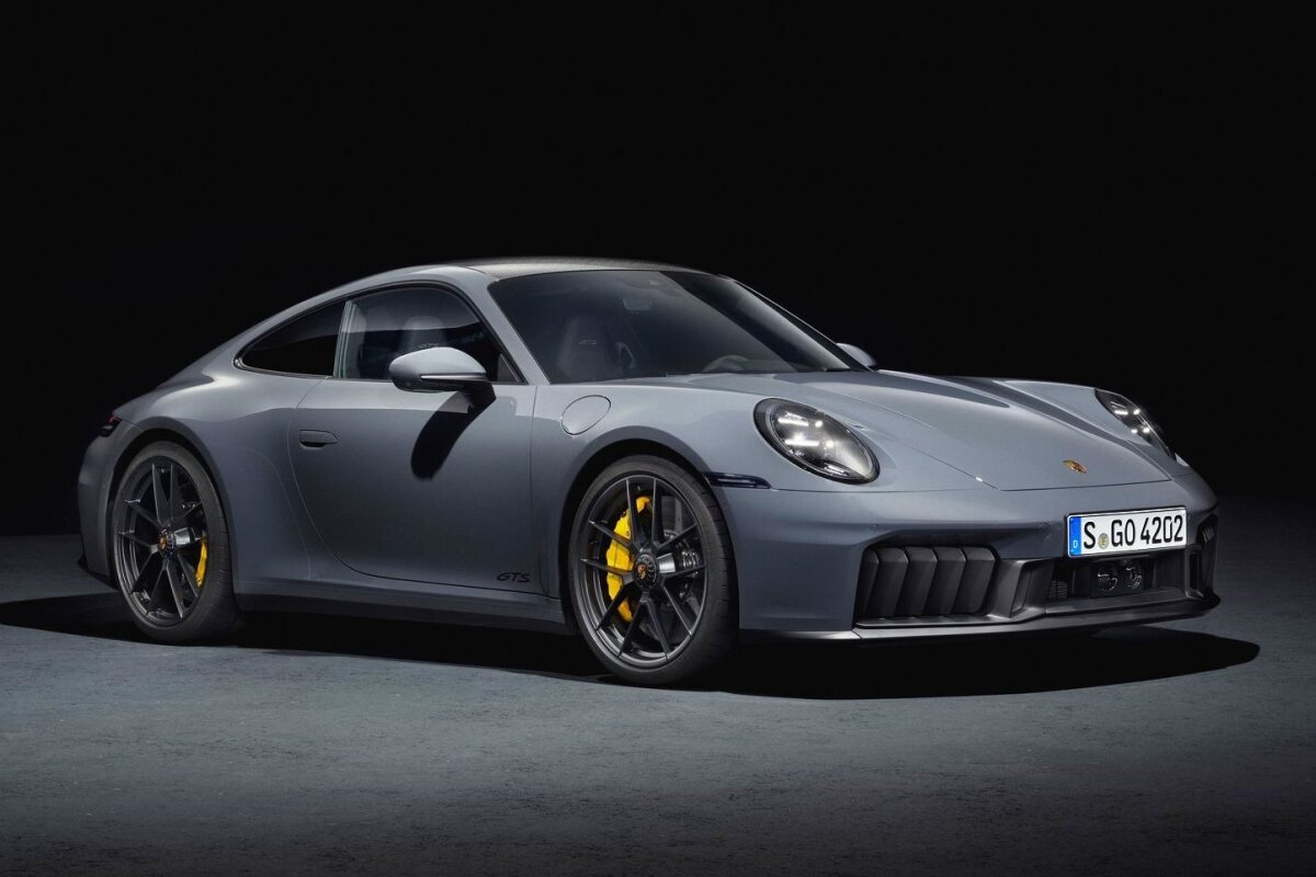 Porsche 911 Carrera GTS - 2024