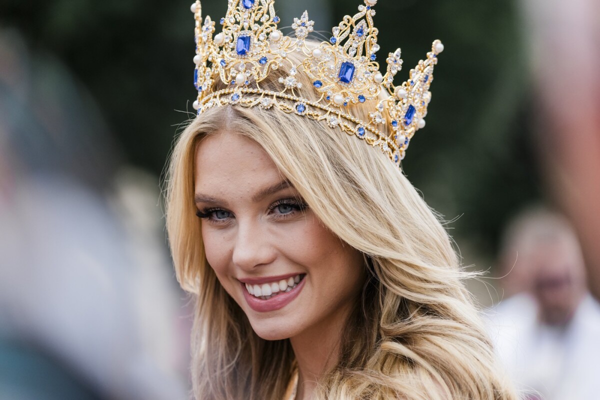Krásna Miss Czech Republic Justýna Zedníková sa objavila vo svetovej kampani známej módnej značky. Akej?