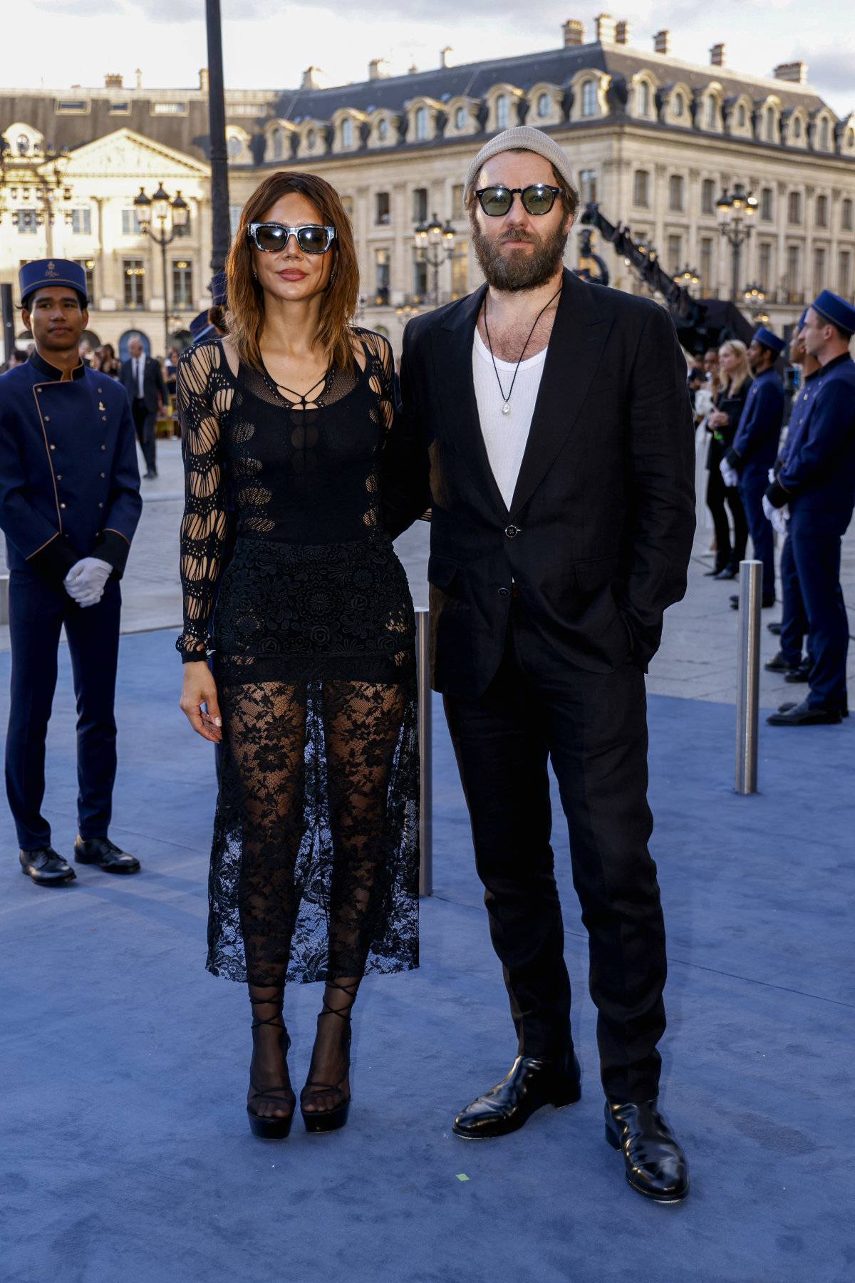 Herec a režisér Joel Edgerton a jeho partnerka Christine Centenera.