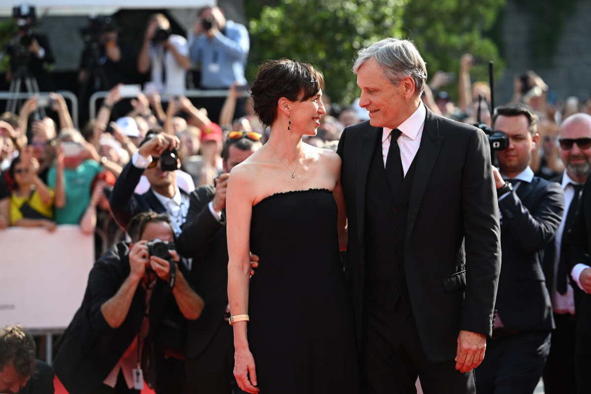 herec-viggo-mortensen-s-partnerkou-ariadnou-gil