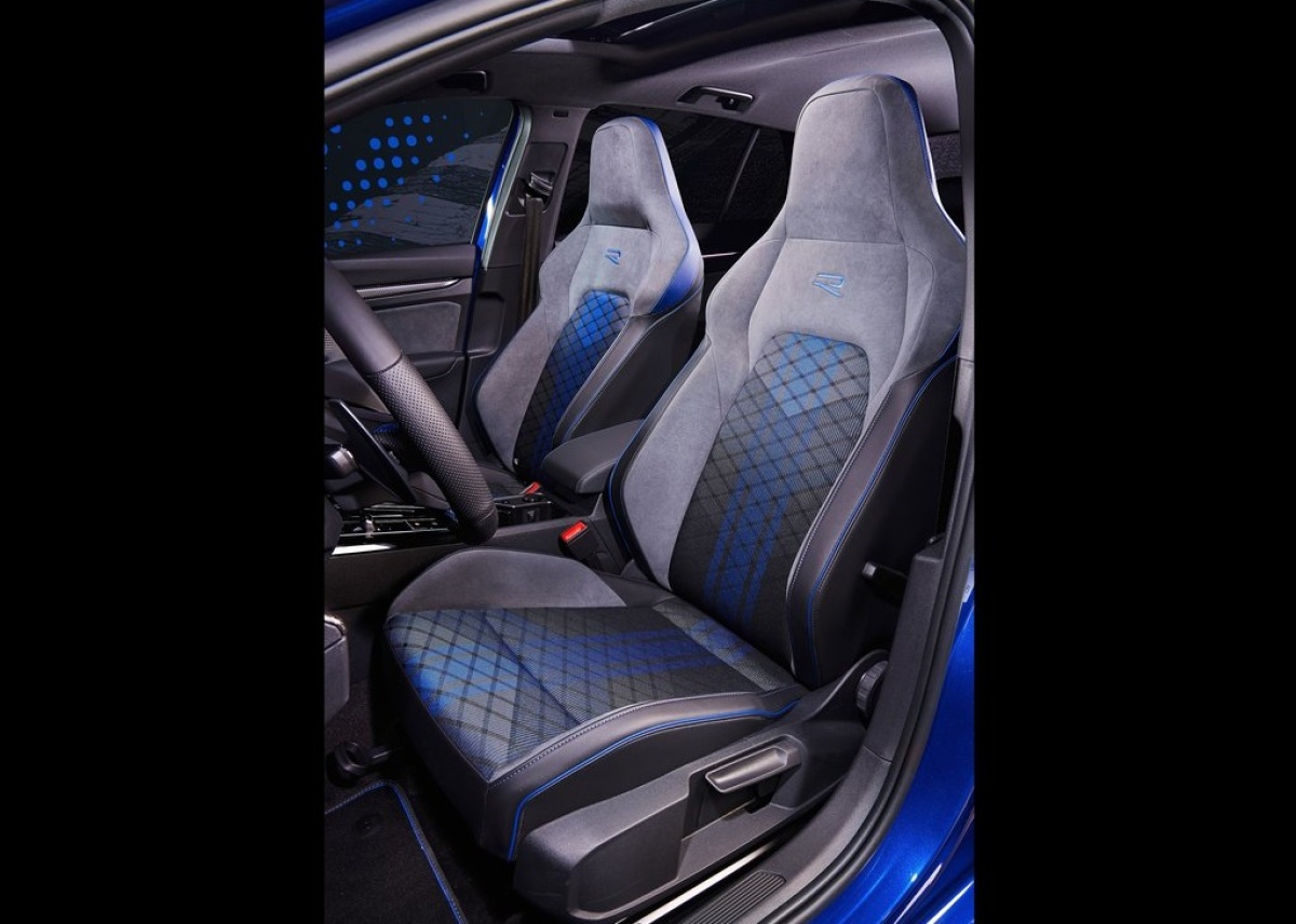 Volkswagen Golf R 2025 8