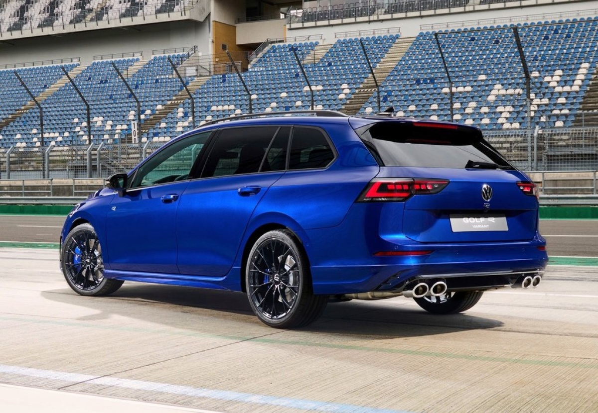 Volkswagen Golf R Variant 2025 3