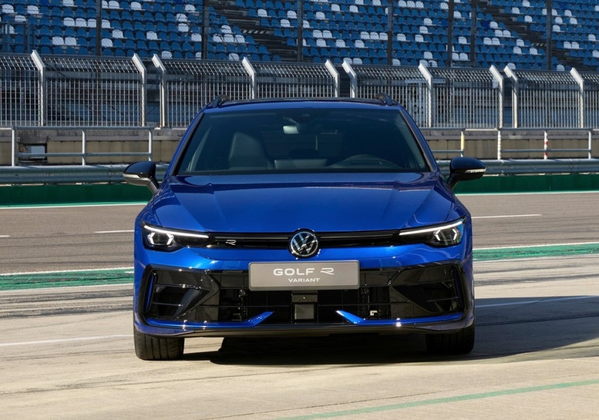 Volkswagen Golf R Variant 2025 6