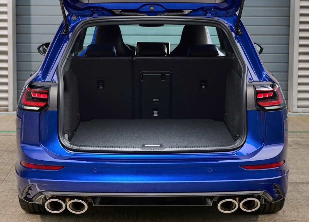 Volkswagen Golf R Variant 2025 7