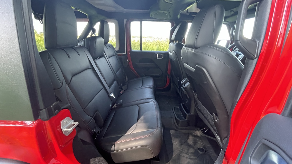 Jeep Wrangler Unlimited Rubicon 2.0 Turbo GDI (2024)