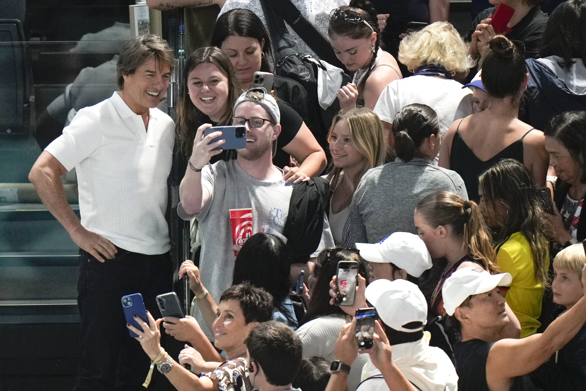 Tom Cruise