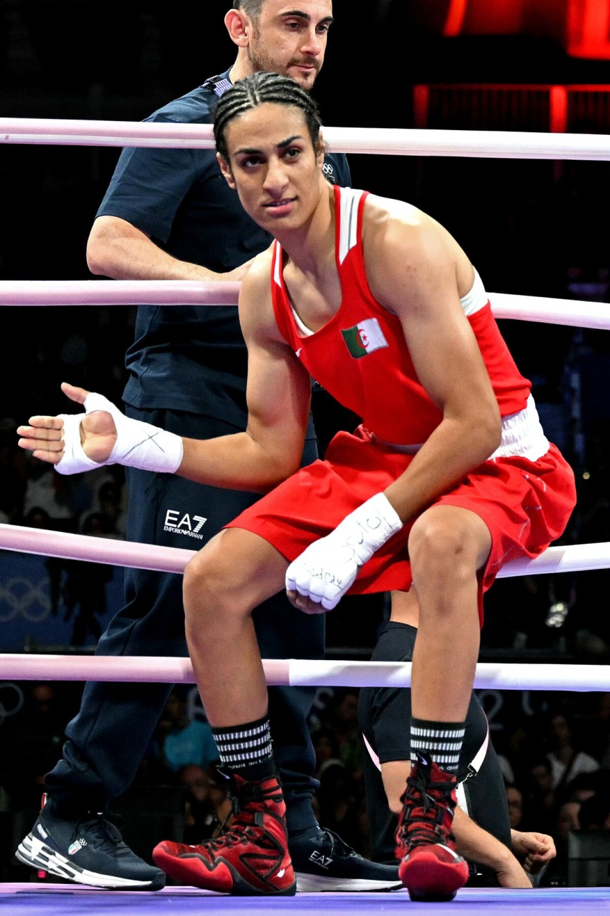 Ismane Chelifová 15