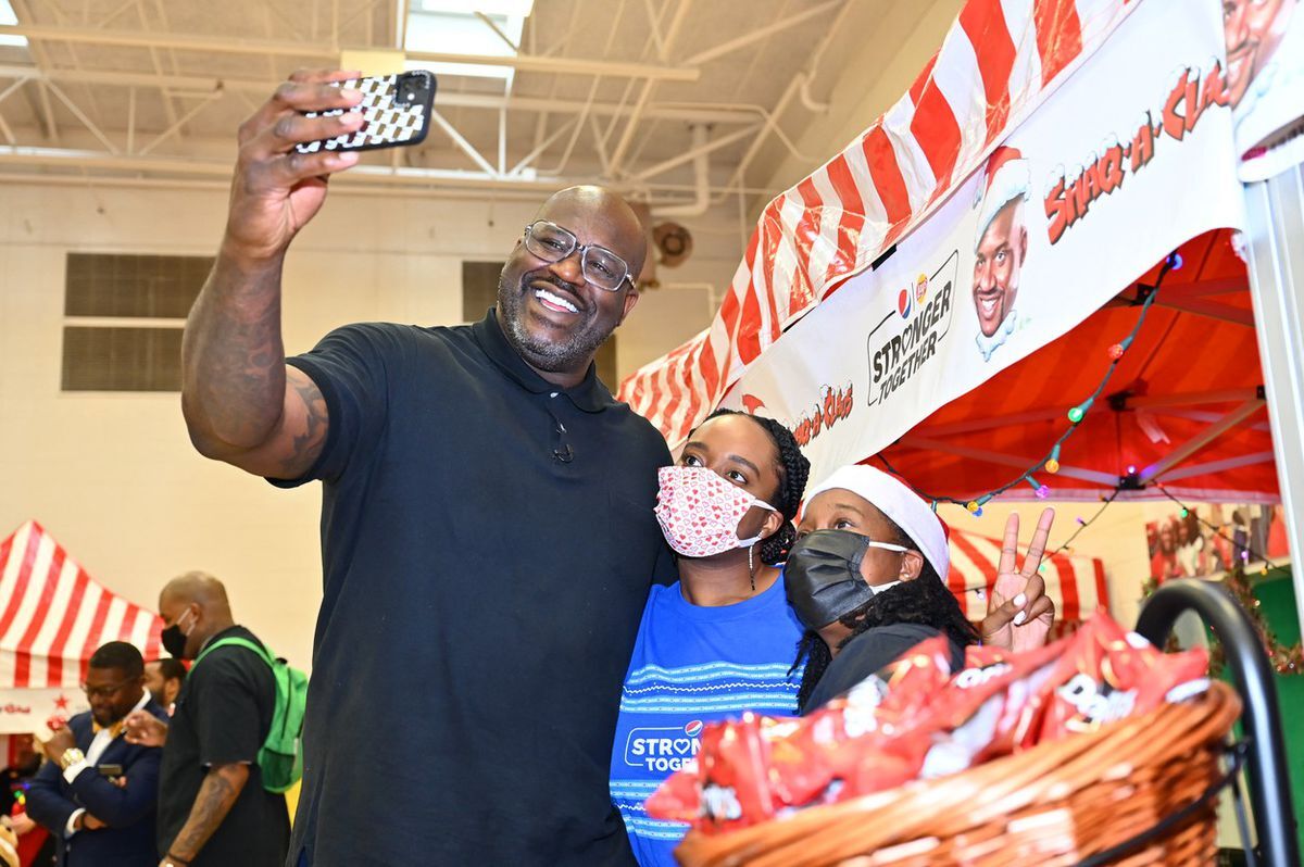 17 shaq
