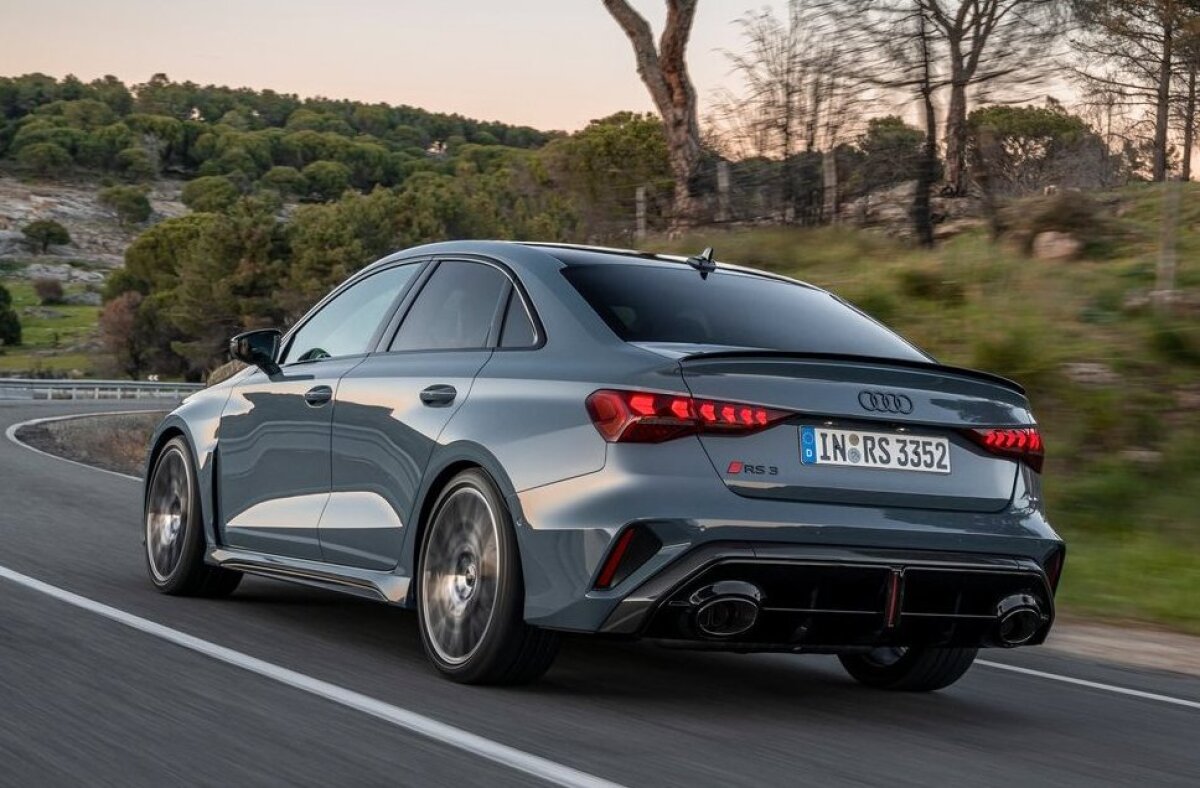 Audi RS3 Sedan - 2024
