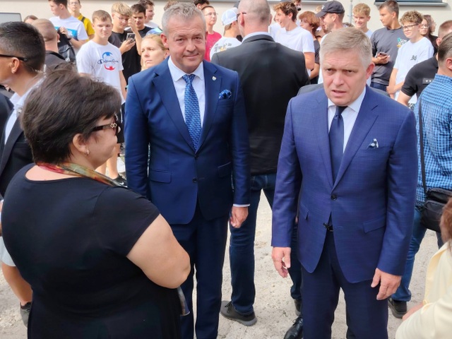Robert Fico, premiér, Handlová