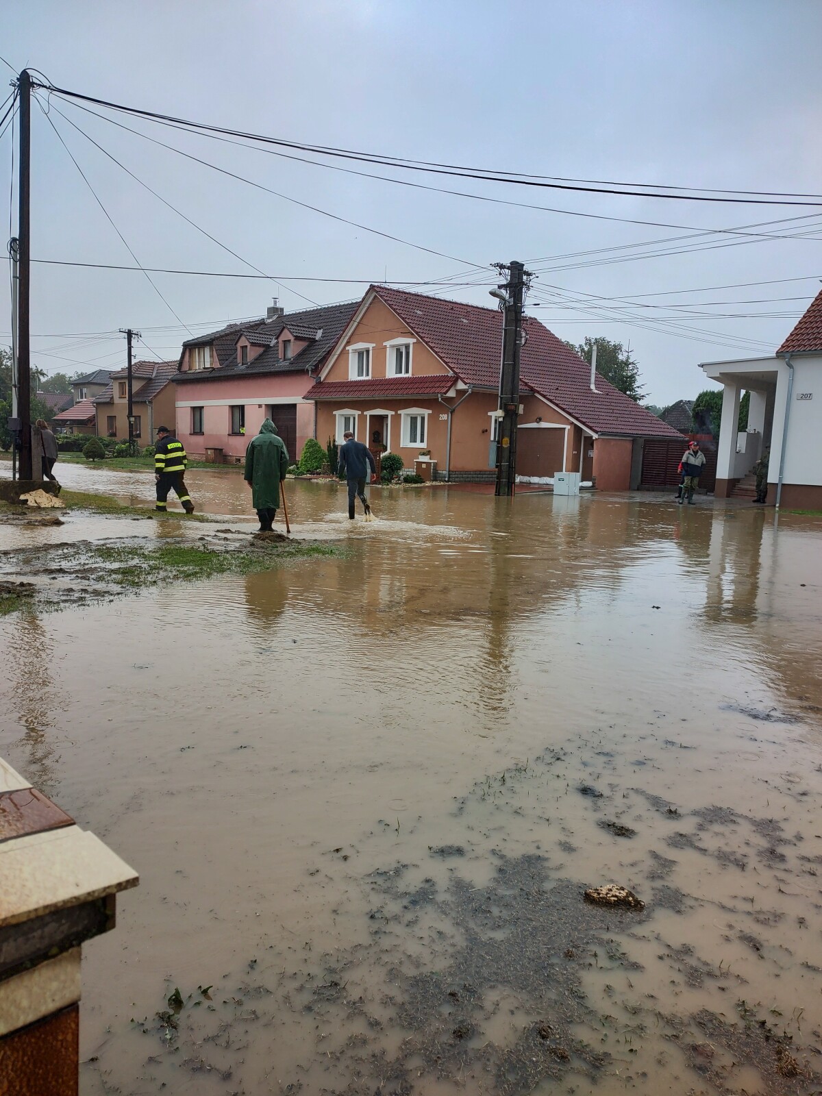 záplavy, Radošovce, mReportér