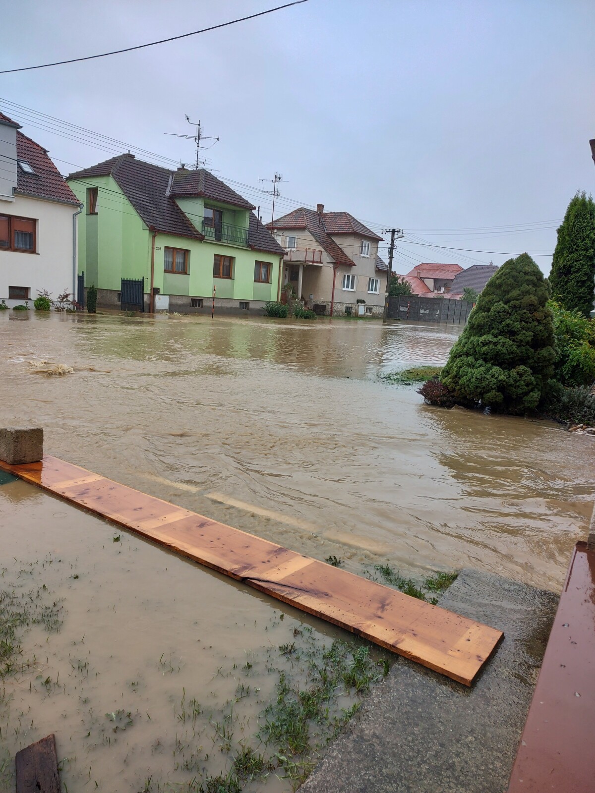 záplavy, Radošovce, mReportér
