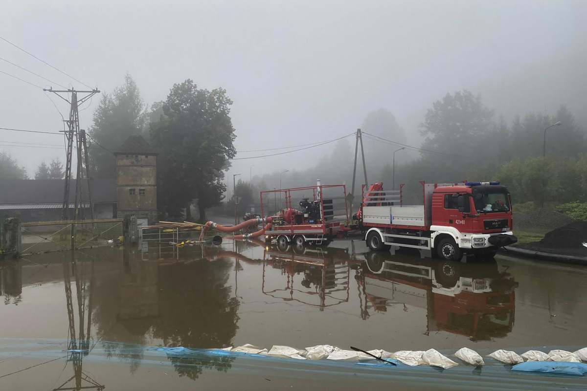 povodne, záplavy, poľsko