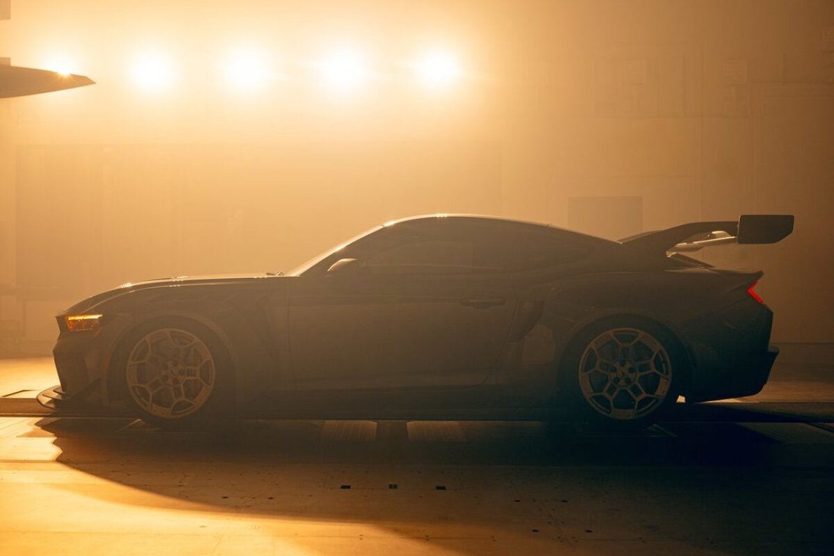 Ford Mustang GTD - 2024