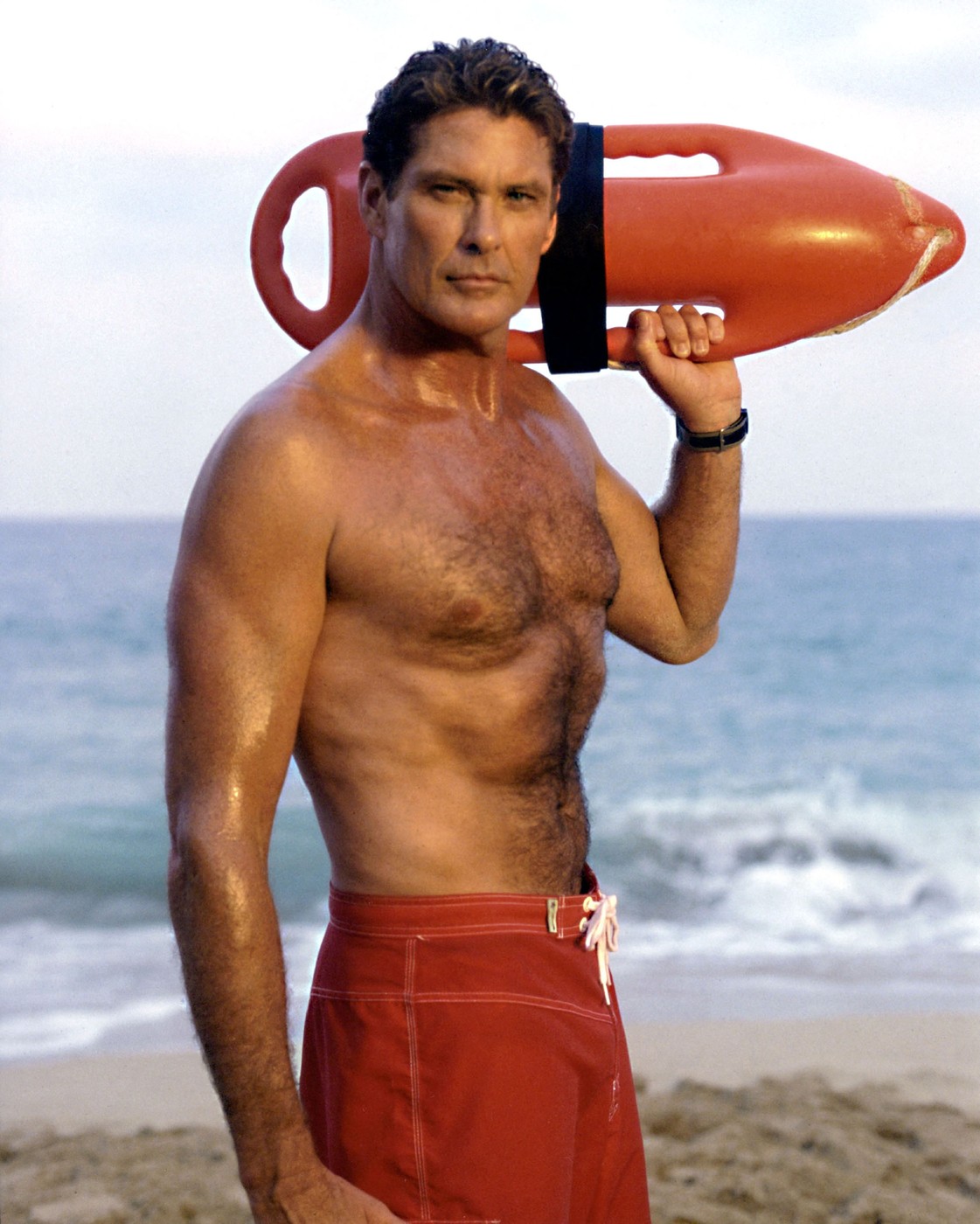 Herec David Hasselhoff ako Mitch Buchanon v seriáli Pobrežná hliadka.
