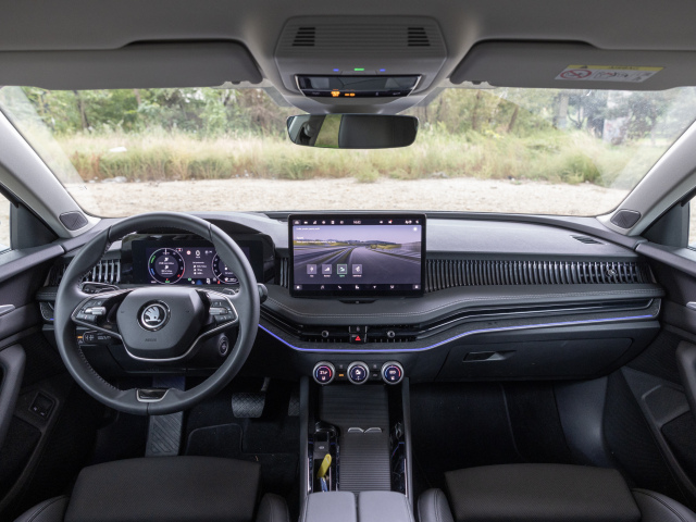 Škoda Superb 1,5 TSI iV PHEV - test 2024