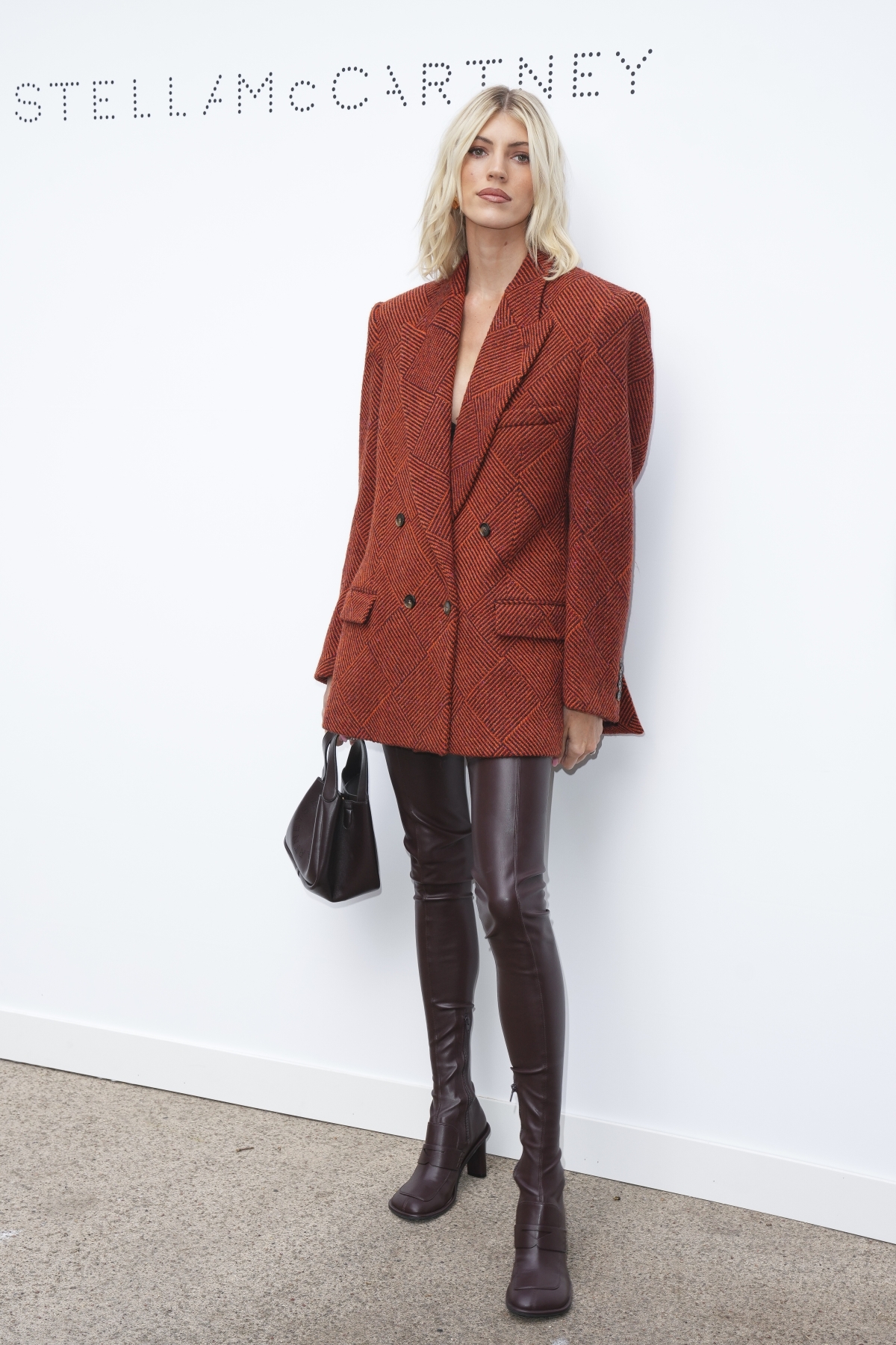 Modelka Devon Windsor.
