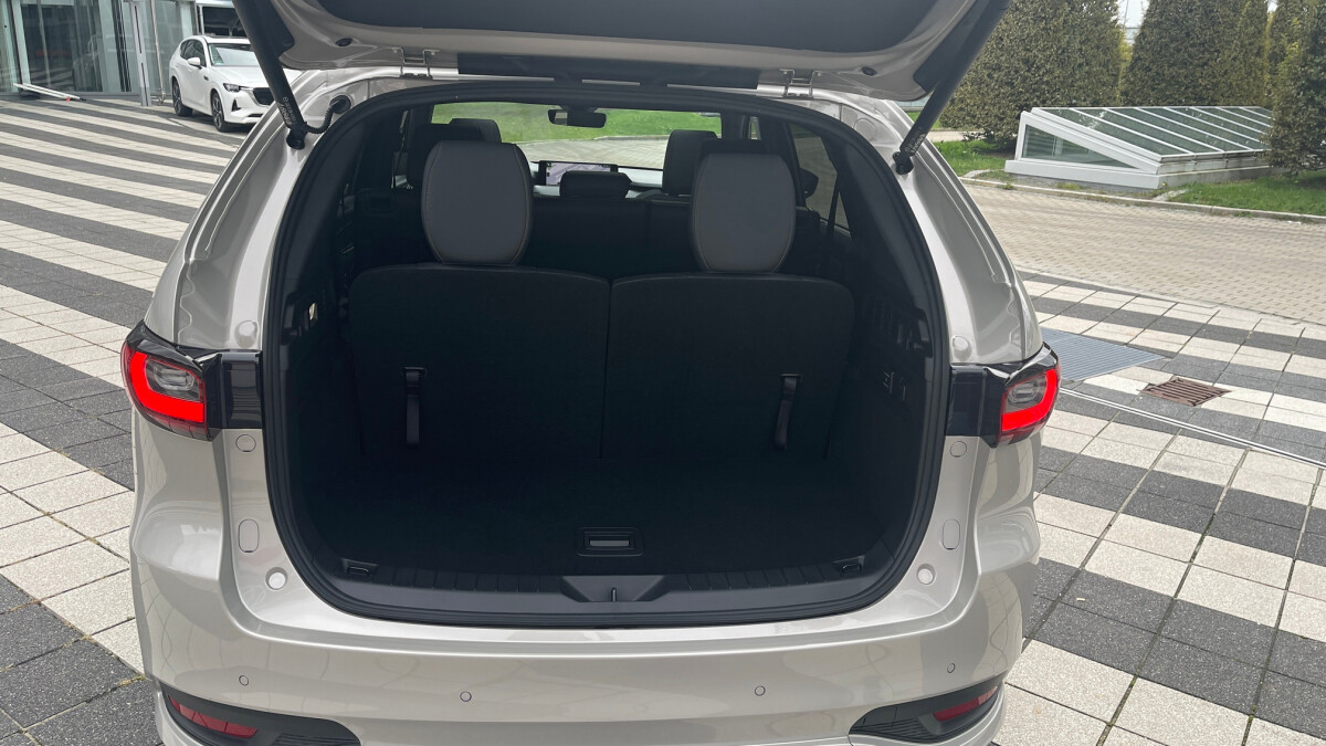 Nová Mazda CX-80 (2024)