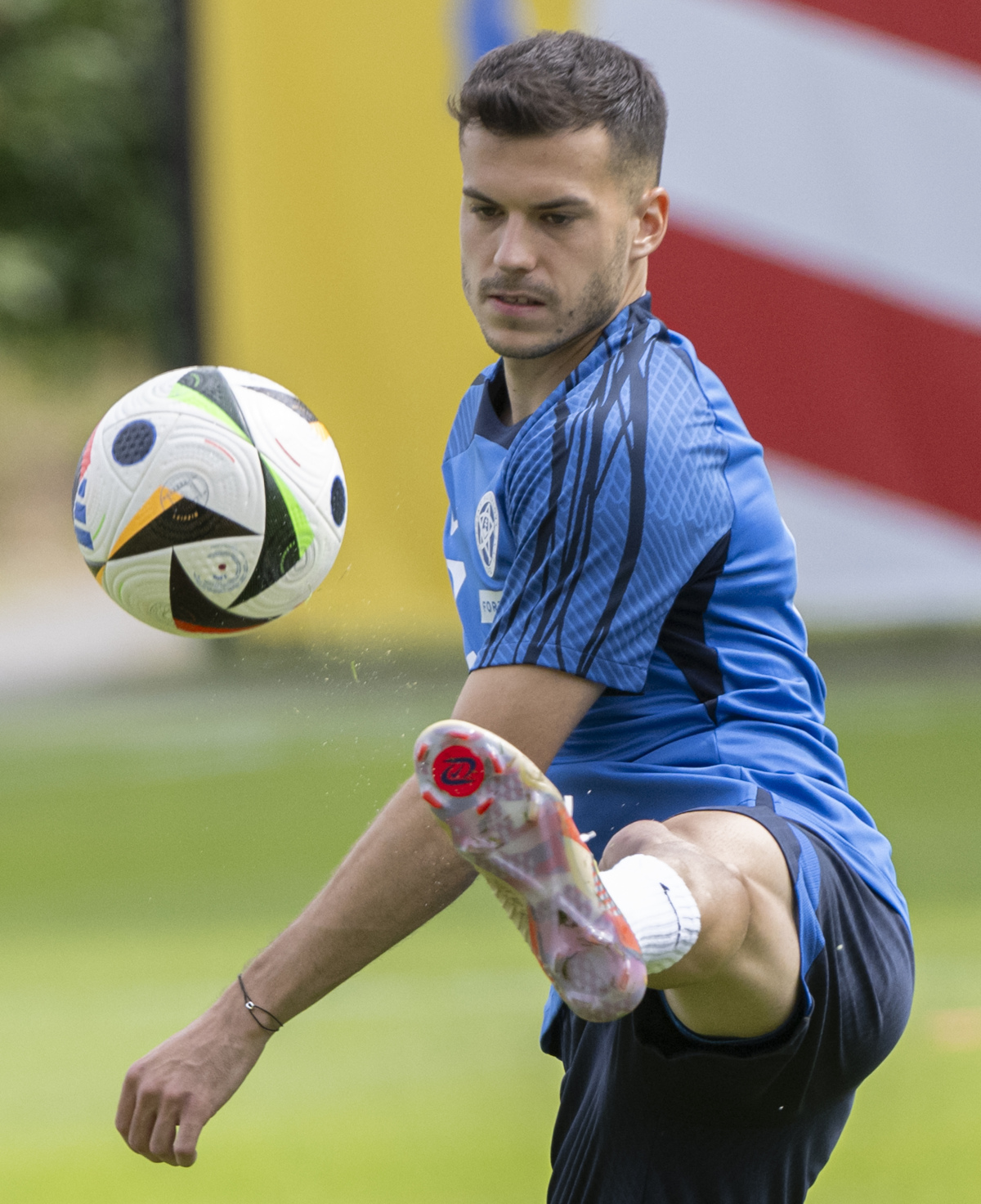 07. László Bénes